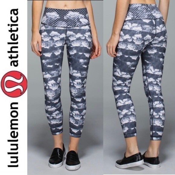 Lululemon High Times Pant *Full-On Luon Dream Rose Stripe Neutral Blush Black 4 - Picture 1 of 14